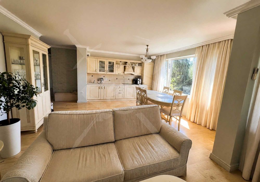 Продава се Многостаен апартамент в Несебър - 163 кв.м за 2025 €/кв.м - Снимка #1