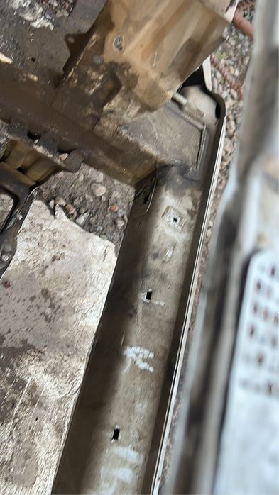 W 210 restayling uselitel (ekran telvizor)