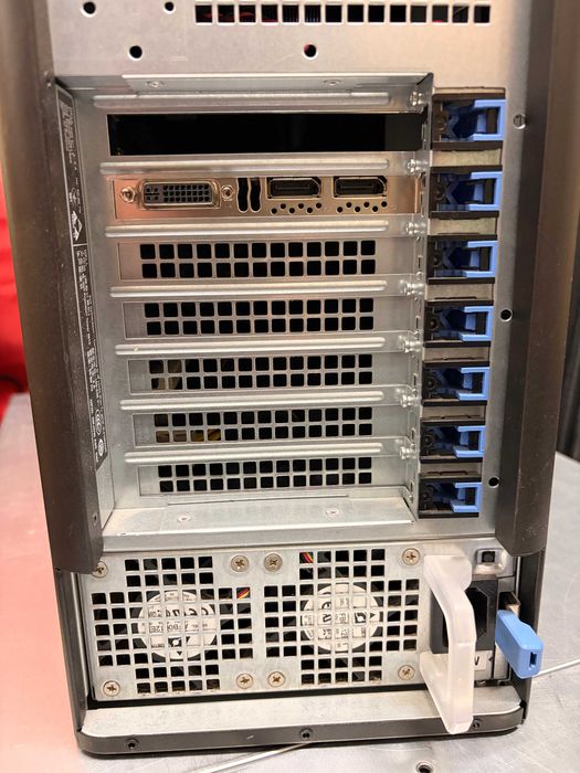 Dell T5810 Xeon E5-2698 v3 16 core, 24GB DDR4, NVIDIA K4200 4GB GDDR5