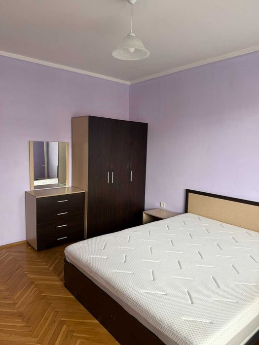 Дава се под наем Двустаен апартамент в Плевен, Широк център - 48 кв.м за 348.84 € - Снимка #5