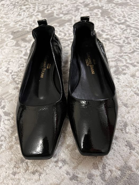 Продам кроссовки, балетки  новые