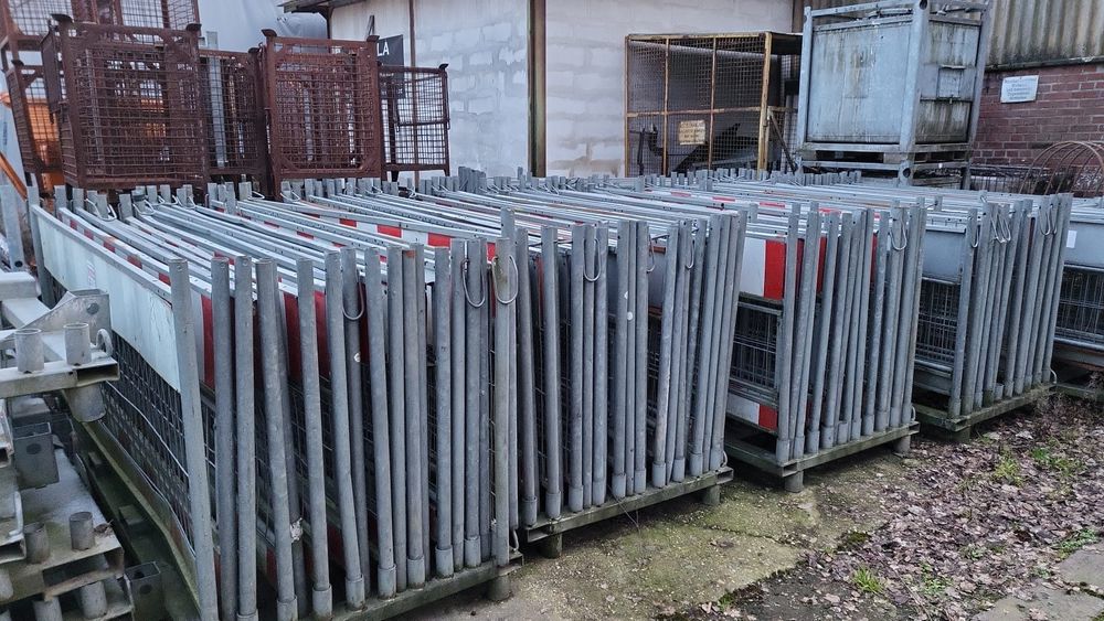 Panouri garduri santier in lucru avertizare lucrari  400 m
De inchiria