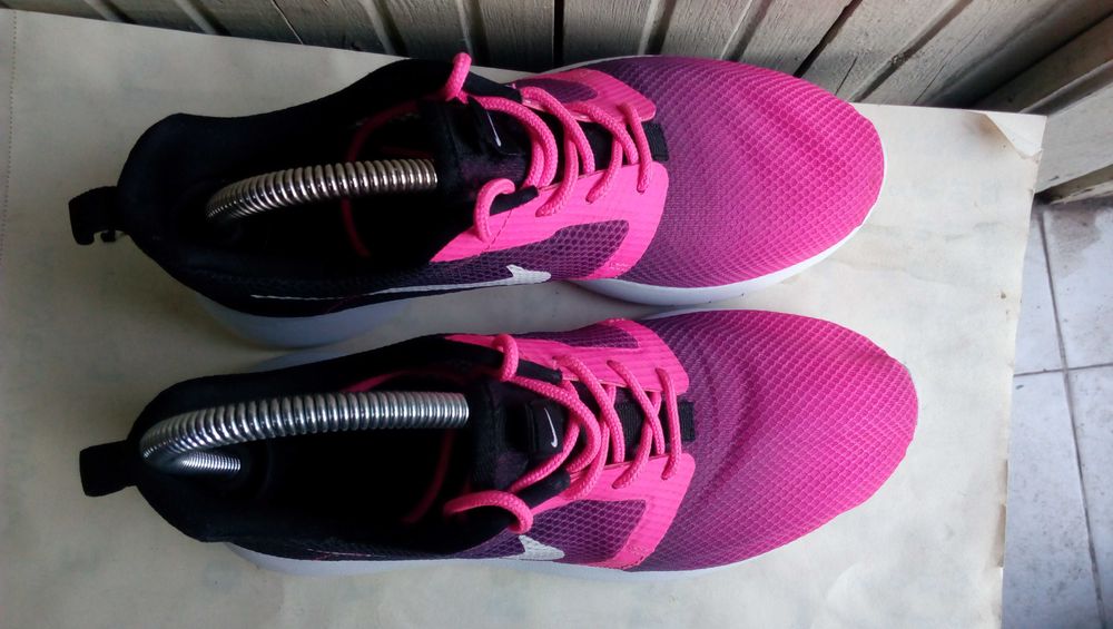 ''Nike Roshe Run Flight Weight''оригинални маратонки 37.5 номер