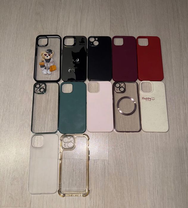 Vând Huse Iphone 13