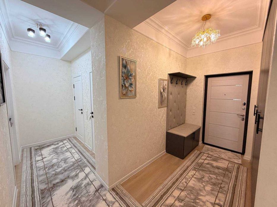 2х комнатная квартира на 9 этаже 63кв, в Самарканде