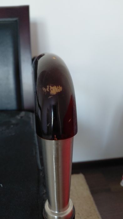 Кресло в библиотеку