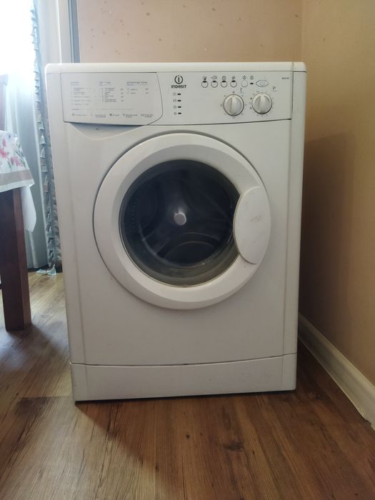 Стиральная машина Indesit