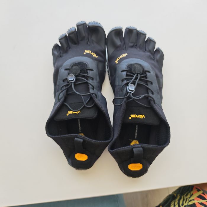 Оригинални обувки Vibram FiveFingers V-Alpha – Размер 45