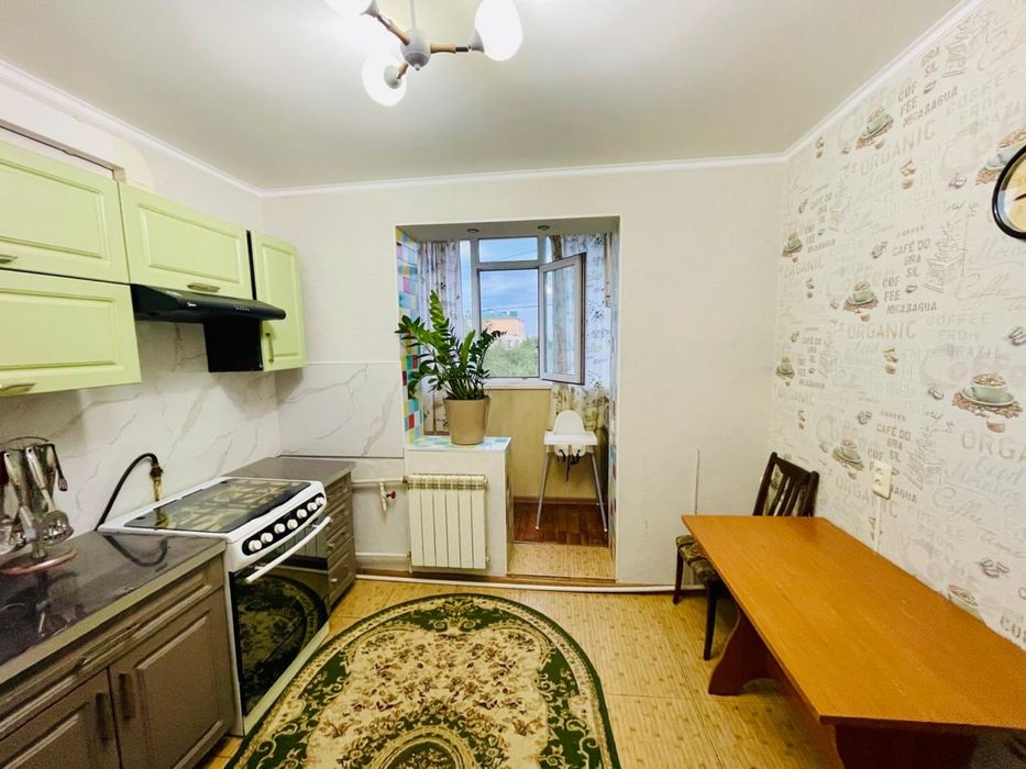 Продам трехкомнатную квартиру