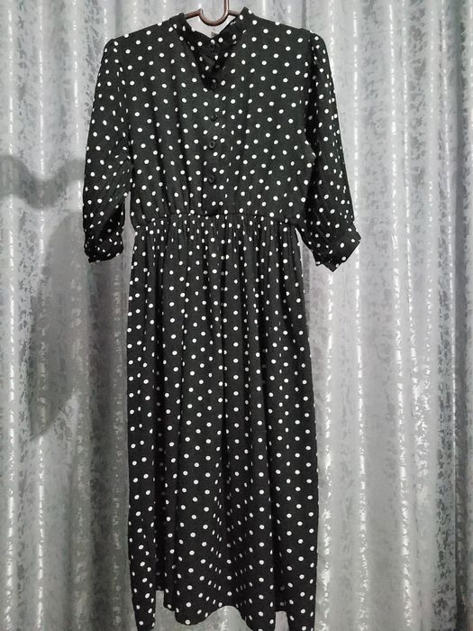 Платье женское продам