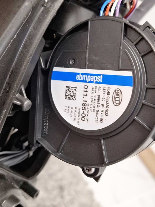 Far Porsche Panamera Led stanga