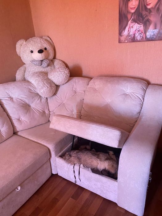 Продам угловой диван