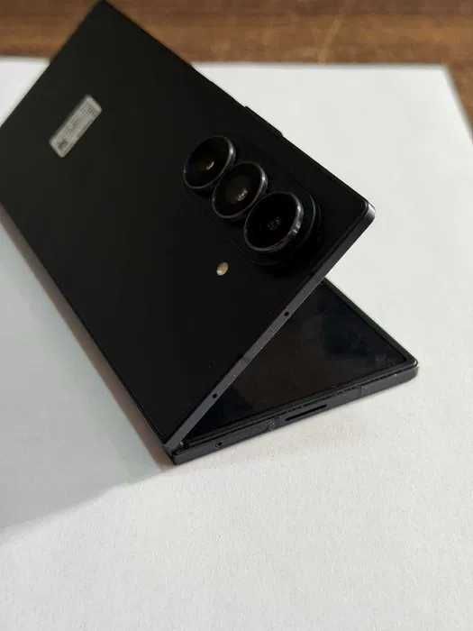 Мобилен телефон Samsung Galaxy Z Fold7 256 GB