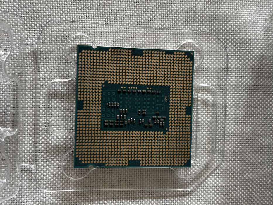 Intel Core i5-4440 + Original Intel Cooler + Box