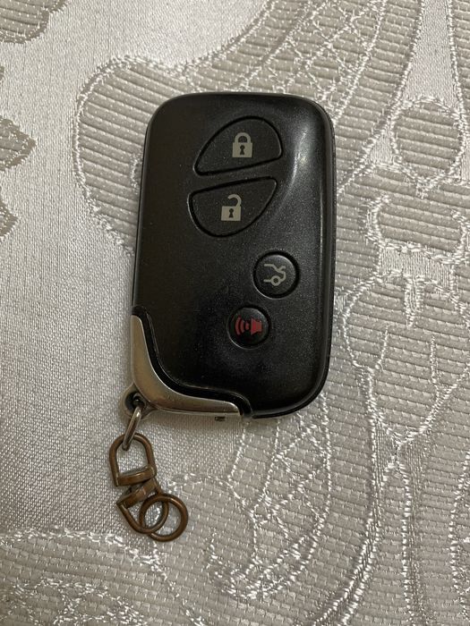 Ключ зажигания от LEXUS