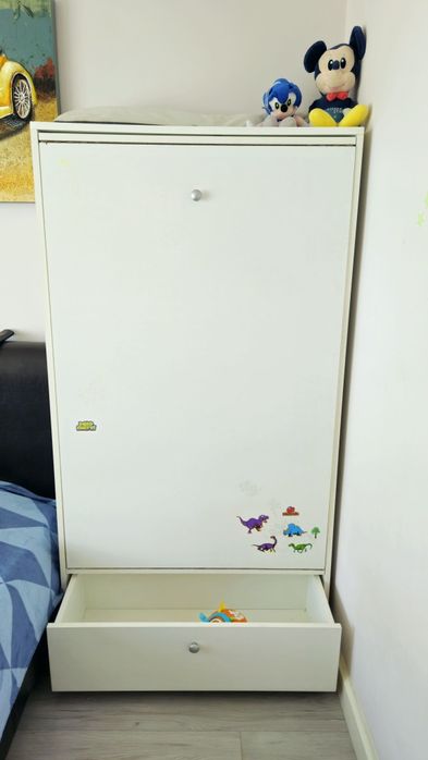 Vând Pat Rabatabil  pe perete pt copii