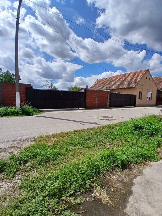 Casa de vânzare   Beliu