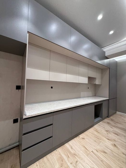 Продается квартира новострой юнусабад 4/4/10