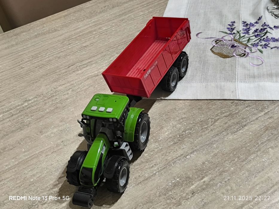 Vând două tractoare