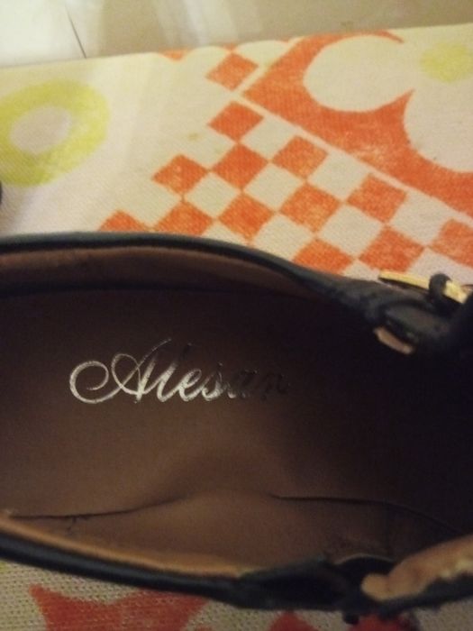 Продаю туфли в отличном состоянии