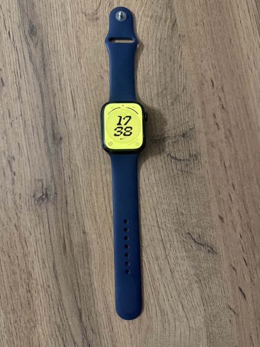 продам apple watch 7 series 45mm