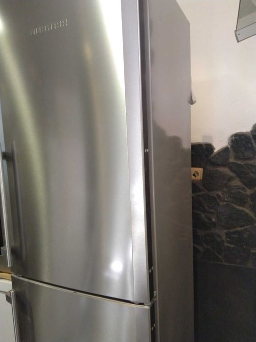 Хладилник с фризер Liebherr 387литра ( клас А+) С ГАРАНЦИЯ !