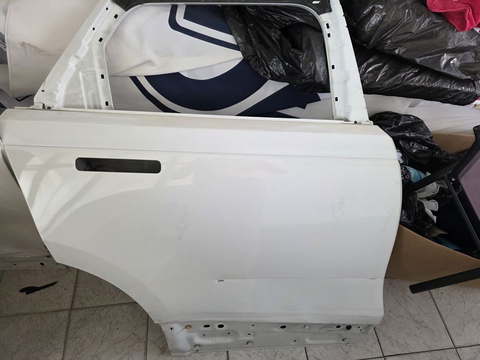 Предна и задна дясна врата Range Rover Velar