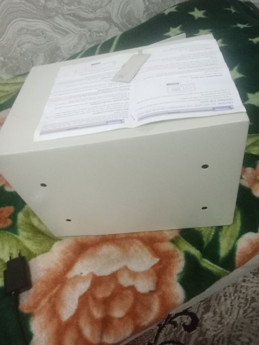 Сейф новый упаковке