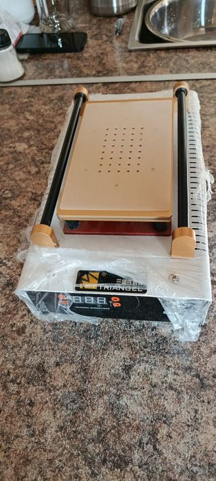 Vacuum LCD Separator