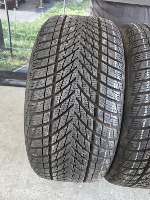 225/40/18 Goodyear 4бр