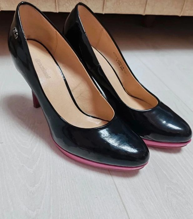 Pantofi eleganți lăcuiți Graceland cu toc comod