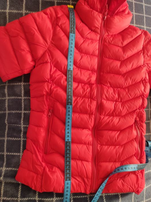 Курточка демисезонная для девочки 7-8л