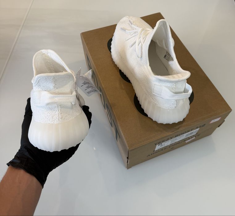 Adidasi Yeezy 350 V2 White Albi