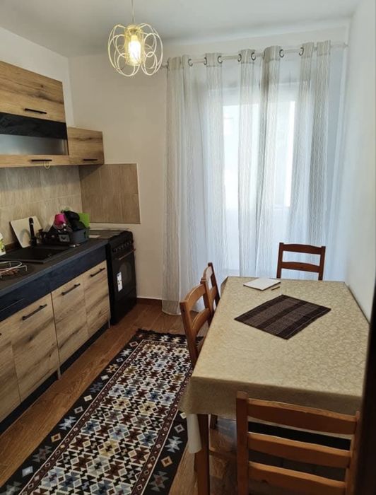 Apartament de inchiriat
