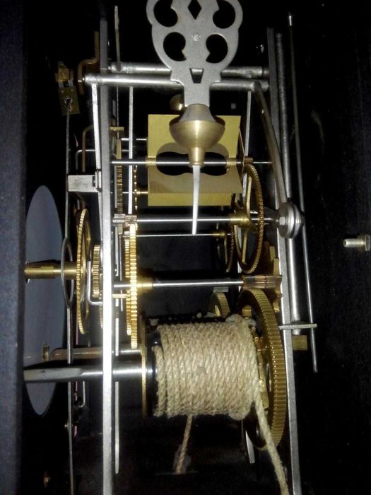 Ceas cu pendul Comtoise