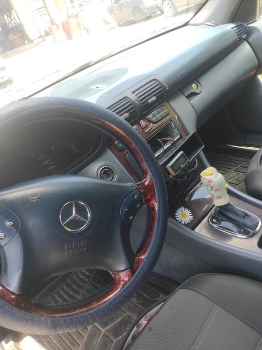 Мерцедес с класа 2.2 цди на части