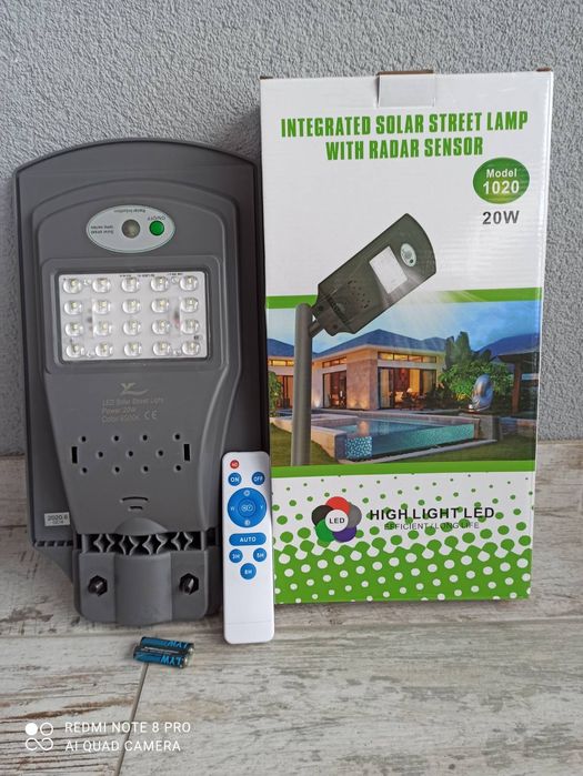 Промо Соларна улична лампа Висок Клас ,Сензор движение