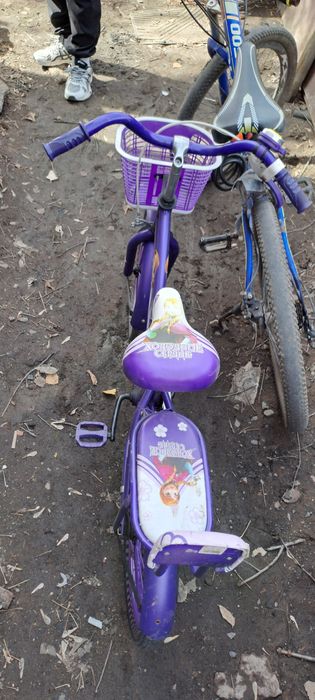Продам велосипед для девочки . 10.000тг