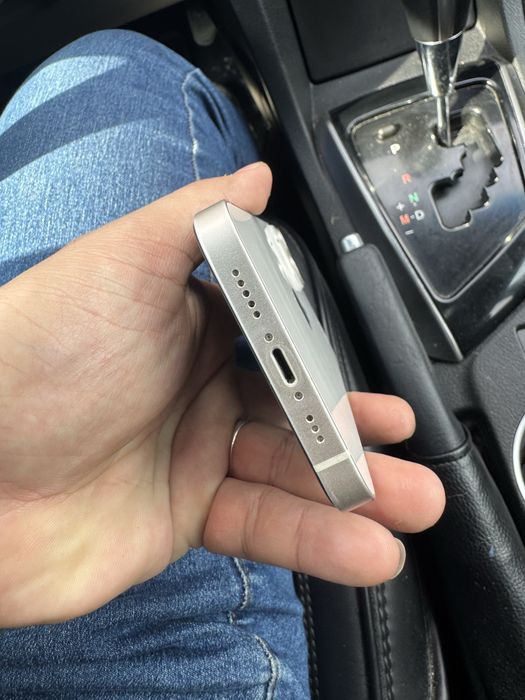 Продам айфон 14 хорошом состоянии