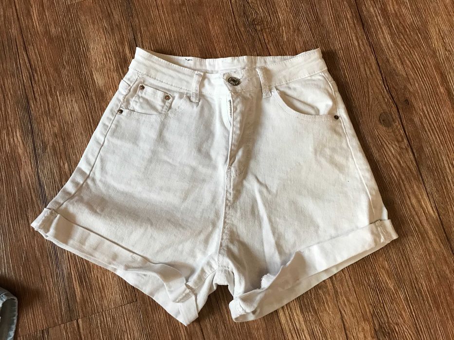 Шорты      шорты