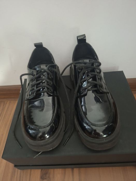 Blugi8/9,lc Walkiki Pantofi CCC marime 33, pantofi școlarii marime 32