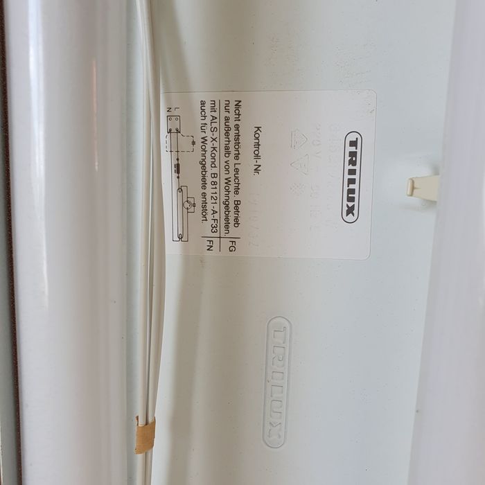 Vand corp neon cu tub