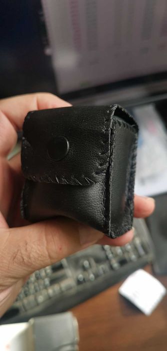 Регулируема фокусна лупа. Увеличително стъкло с LED UV светлина