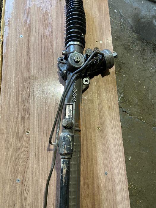 Продам  ауди   а4б5      Нужен ремонт                      .