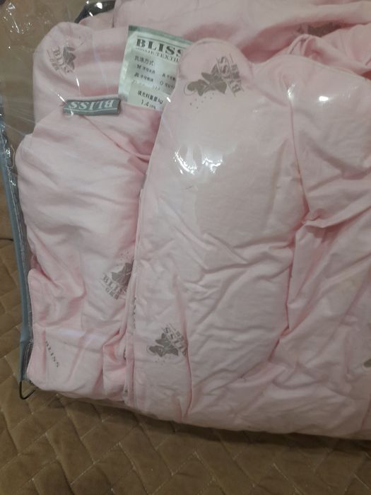 Продам зимнее, теплое одеяло.