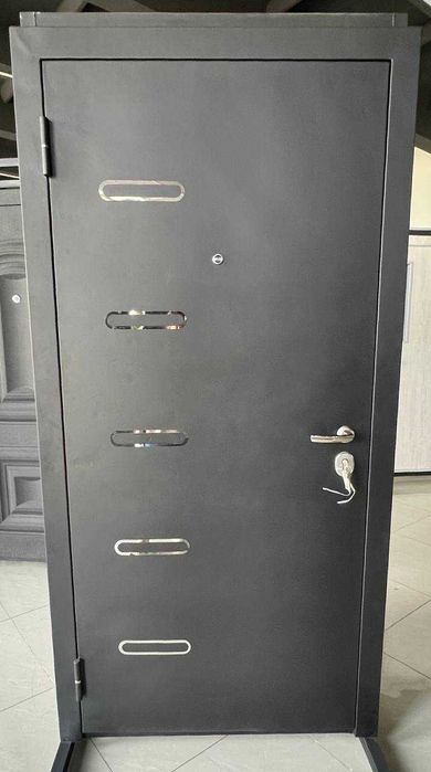 Входные металлические двери