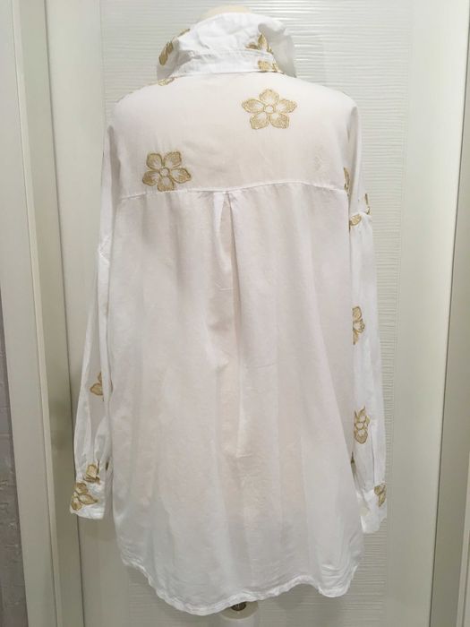 New Star Italy риза с бродирани златни цветя