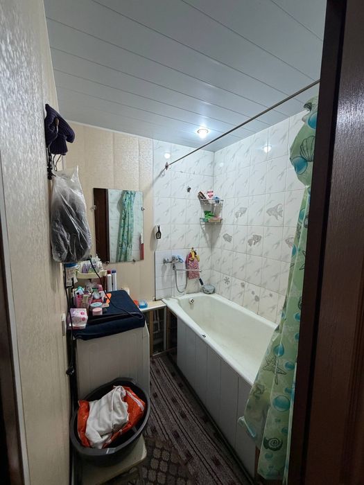 Сергели 4   4/4/5 Нахтга сотилади срочно