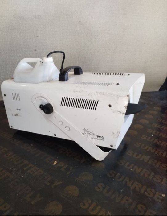 Машина за изкуствен сняг,ефект дискКО клуб нетествана