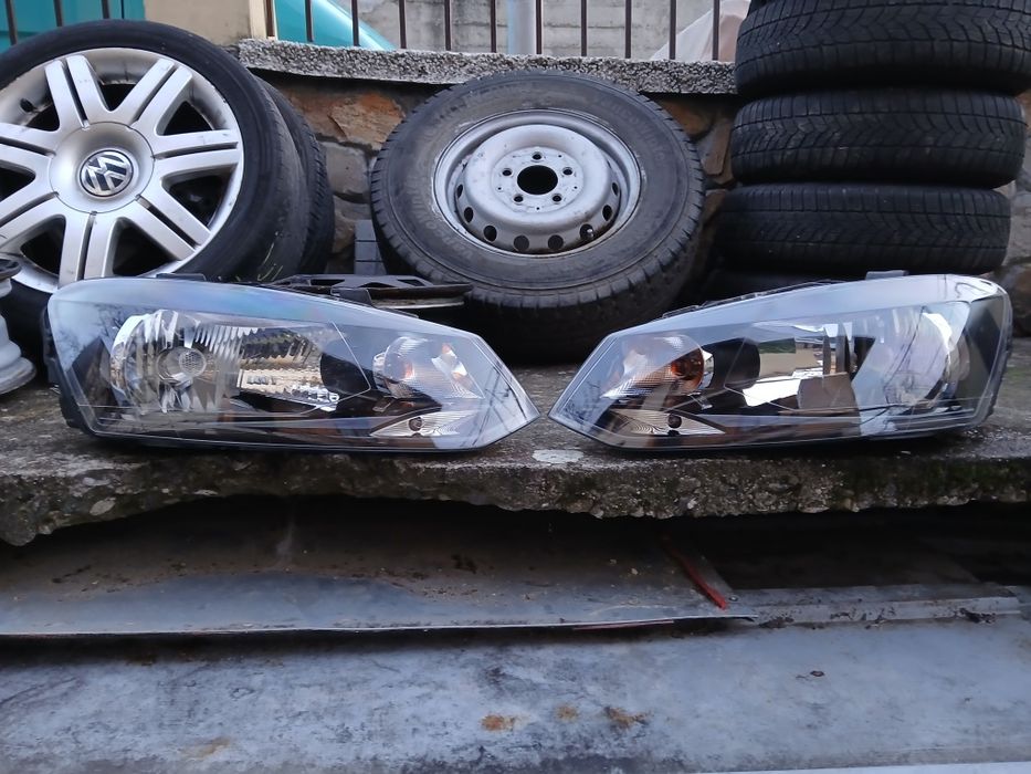 Оригинални фарове за vw polo.5- 6R.2009-2014-година.